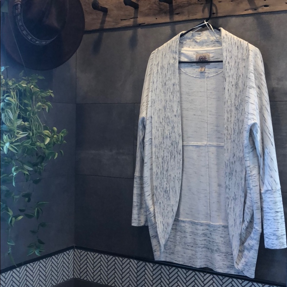 Women’s heavy cardigan